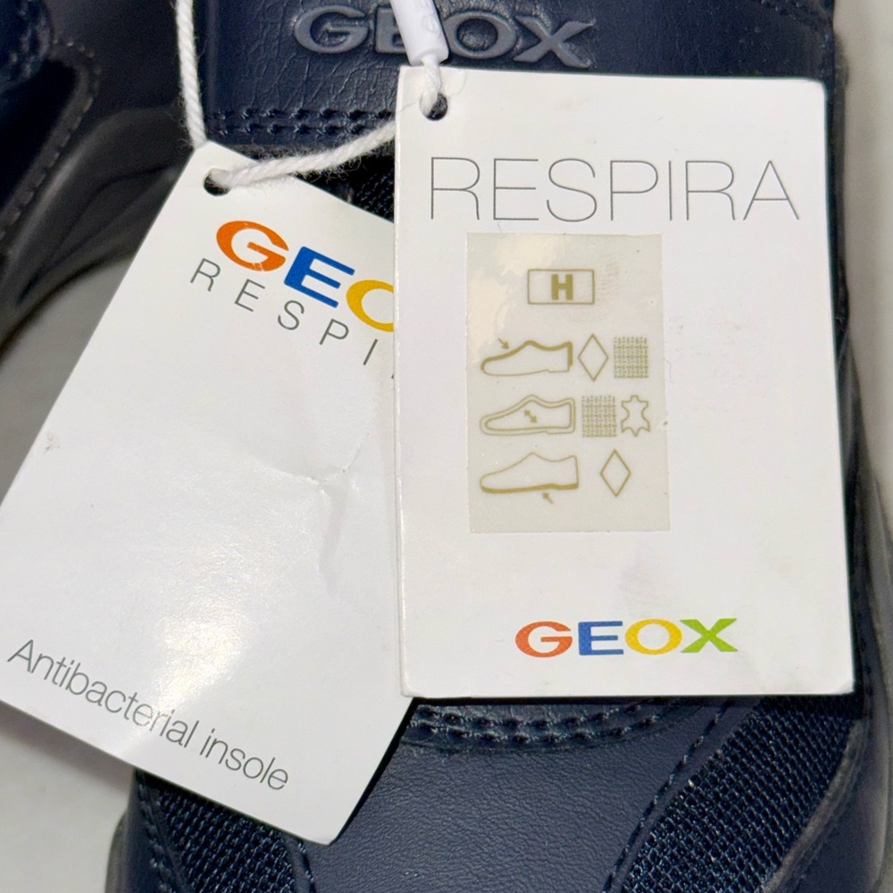 NWT GEOX RESPIRA JINIOR WADER SNEAKERS IN NAVY BLUE - Picture 6 of 8